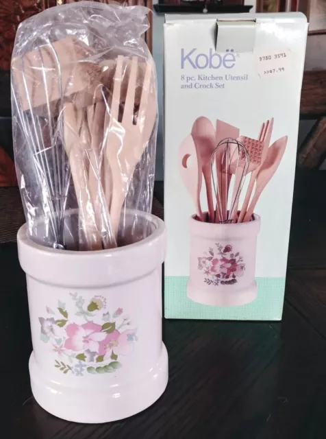 New Old Stock Kobe Courtney 8 pc Kitchen Utensil And Floral Crock Caddy Set