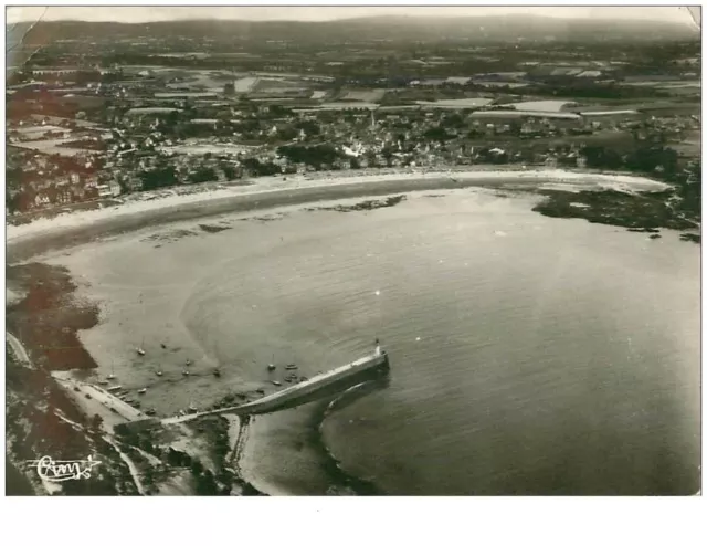 22.ERQUY.n°13937.VUE AERIENNE.LA JETEE.LE PHARE ET LA PLAGE.CPSM