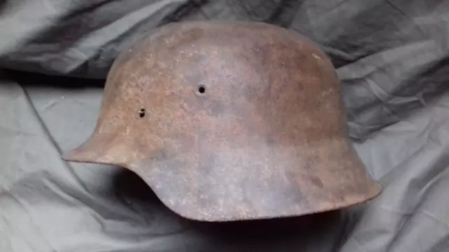 Coque Casque Allemand Relique Terrain  Ww2 39/45 German Helmet Helm  Relic