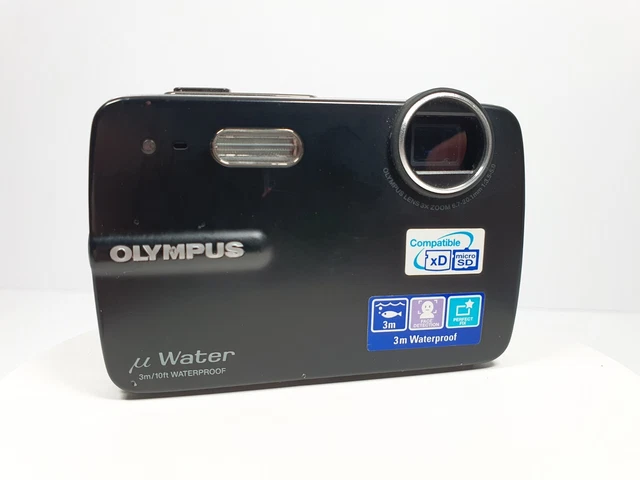 Olympus µ 550 WP 10MP Digital Camera - Black -