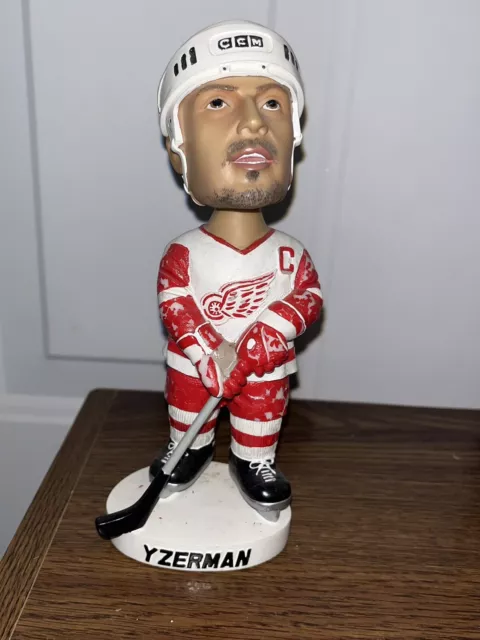 Detroit Red Wings Steve Yzerman Bobblehead