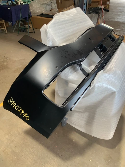 84407940 Front Upper Bumper Gmc Yukon 2015-2020