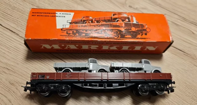 Märklin H0 4515 Niederbordwagen mit 2x MB LKW der DB und mit Originalverpackung