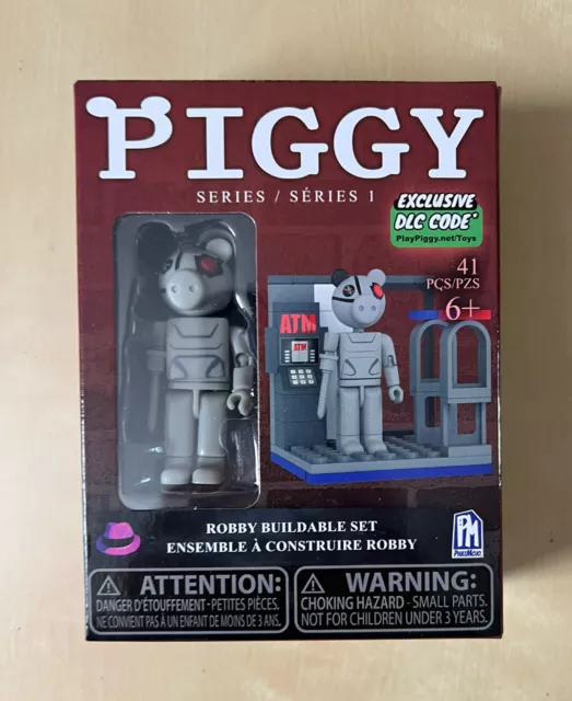 PIGGY Roblox Series 1 PIGGY Buildable Set with Exclusive DLC Code New