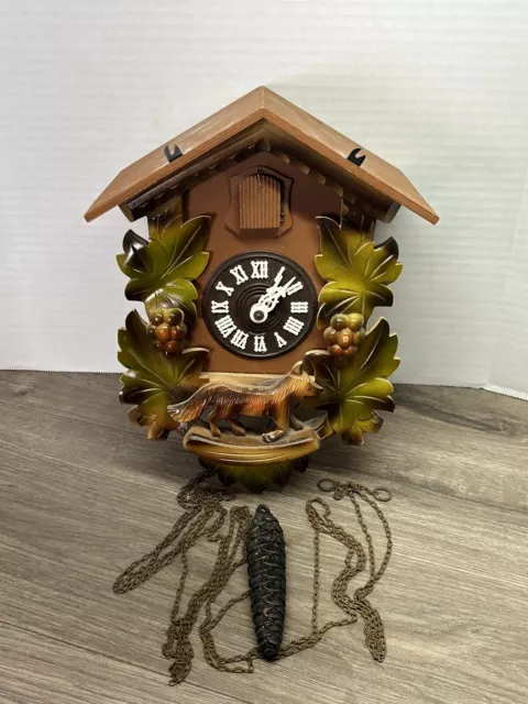 Bachmeier Cuckoo Clock Fox & Grapes West Germany Black Forest Vintage Parts Only