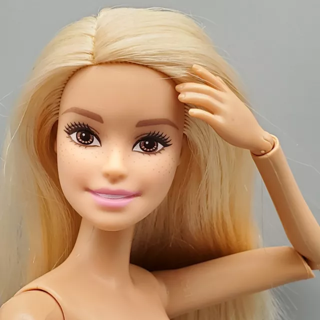 Nude Barbie Tv News Team Barbie Articulated Freckles Blond Hair Mattel