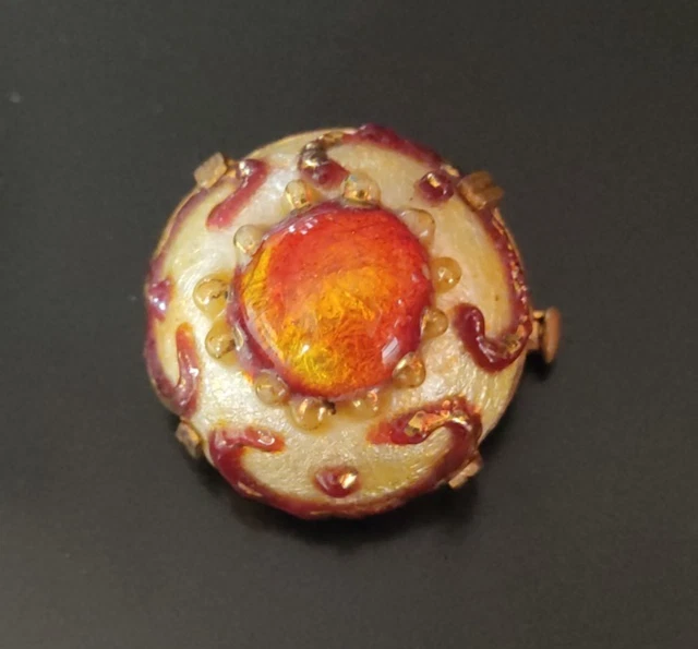 Broche Bouton En émail Marron Avec Cristaux Et Relief - Marque Limoges - Occasion Vintage