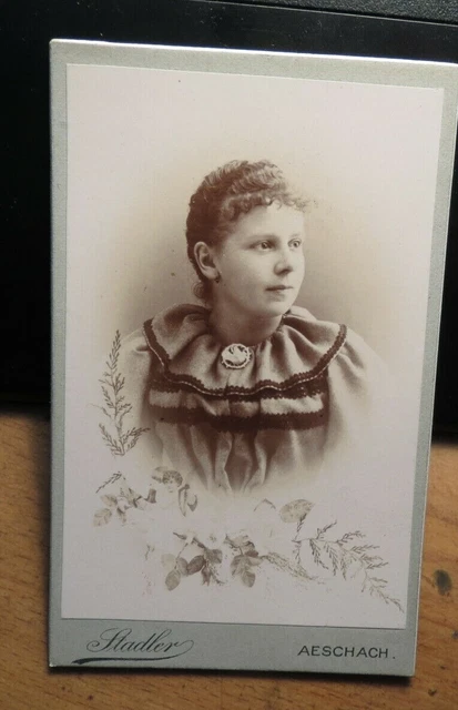 junge Frau - Portrait / CDV Stadler Aeschach bei Lindau im Bodensee