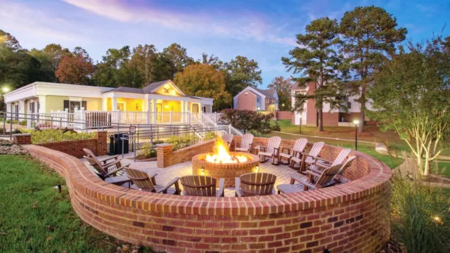 Williamsburg, VA, Wyndham Patriot's Place 2 Bedroom Condo November 19-24