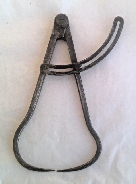 Clé De Montre De Poche Ancienne En Fer Et Argent - Longueur 4,2 Cm, Poids 1,4 Gr, Numéro 8