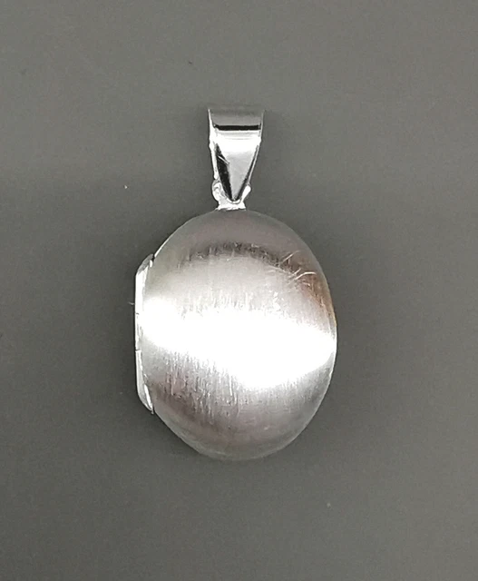Pendentif Médaille Ovale 15x21 Mm Dentelée En Argent Rhodié à Graver Avec Ou Sans Gravure