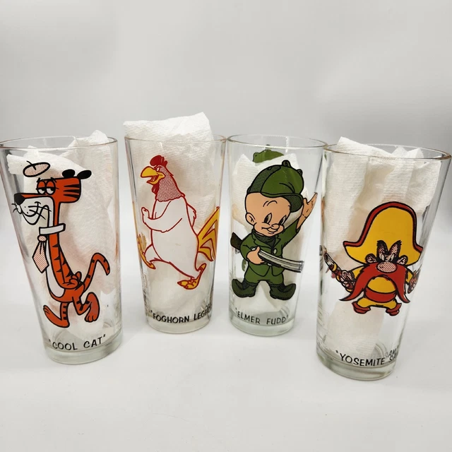 Lot of 4 Pepsi Collector Series Warner Bros Looney Tunes Glasses 1973