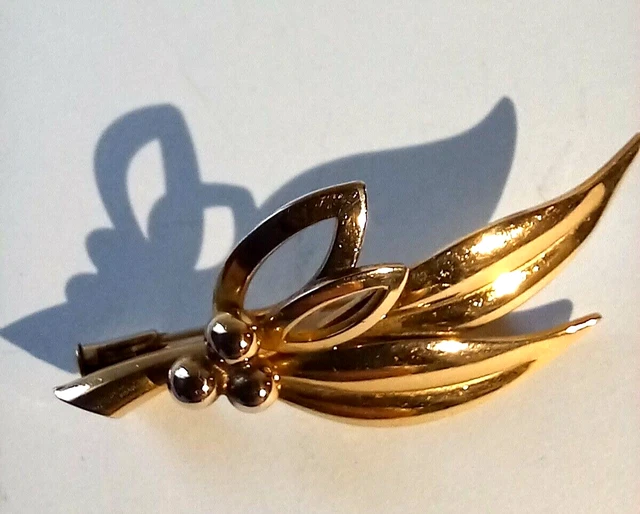 Broche Ancienne Oria Plaqué Or - Style Art Déco, Occasion Bon état