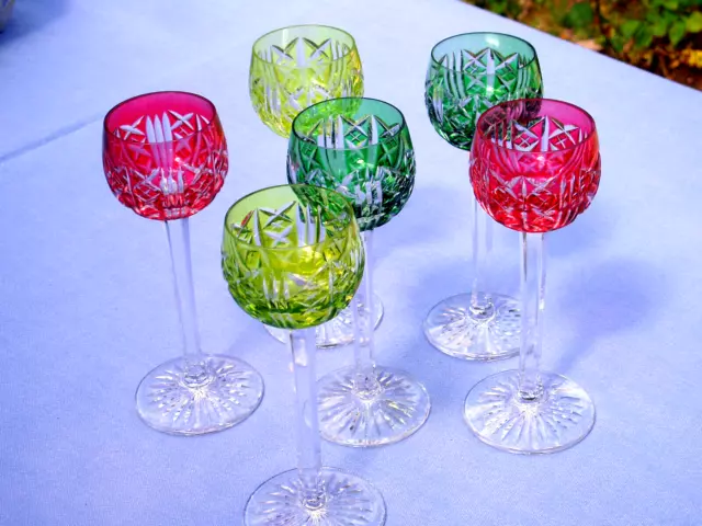 Saint Louis 6 anciens verres en cristal de couleur modèle Riesling signé