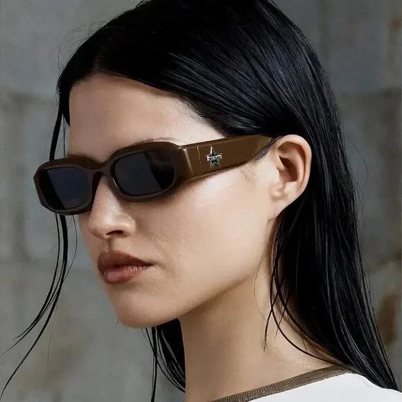 Marc Jacobs Sunglasses Heaven Narrow Polarised Tinted Case Ladies Women - Brown