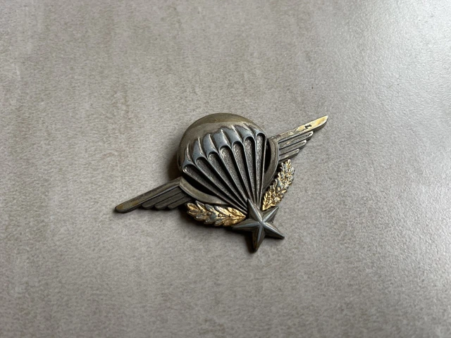 Insigne Brevet Parachutiste Drago Romainville Numéroté. 284842