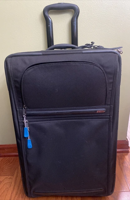 Tumi Black Ballistic Nylon G4 22022D4 Carry On 2 Wheel Rolling Luggage