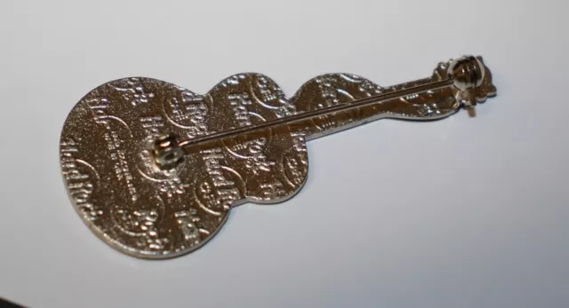 Hard Rock Cafe Memphis Guitar Pin Badge 2