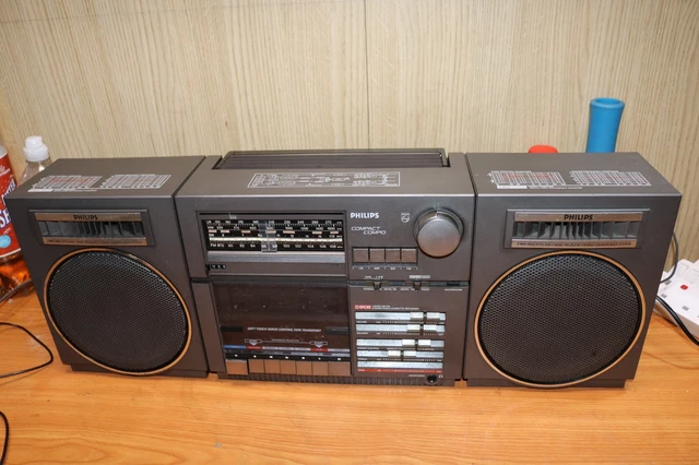 Philips - D8534 Stereo Combo - Radio Transistor Et Lecteur De Cassettes