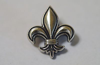 32x27mm Argent vieilli LYS Concho à visser FLEUR DE LYS 