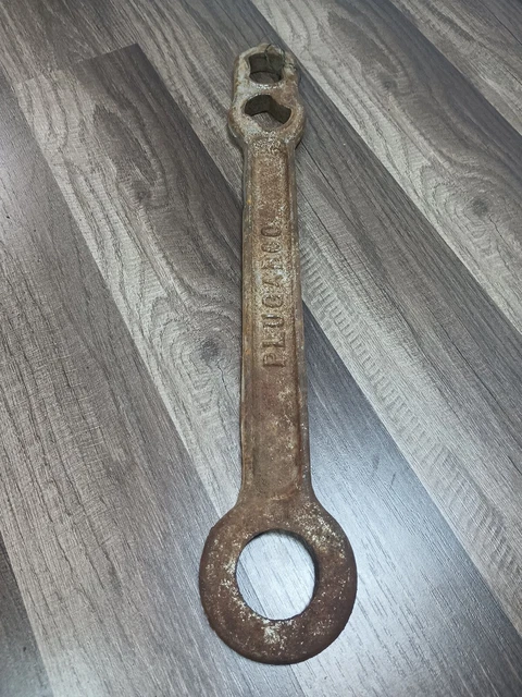 Vintage Plugaroo Wrench Oil Drilling Valve