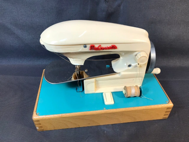 Petite Machine à Coudre Jouet PIQ-BIEN – Ancienne, Tôle, Déco Vintage Mercerie