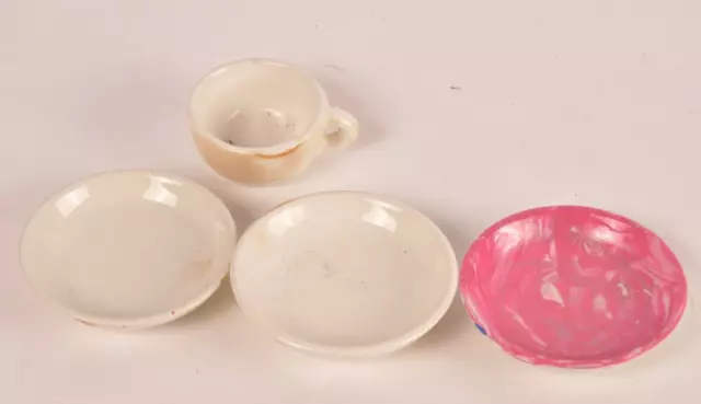 3 Teller und eine Tasse Miniaturen Kind Kinder Spielzeug Kinder Küchengeschirr