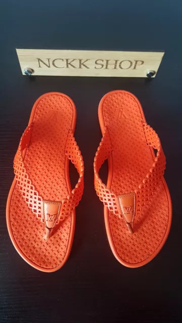 Louis Vuitton Monogram Sunny Thong Flat Sandals Size 9.5 US/40 EU