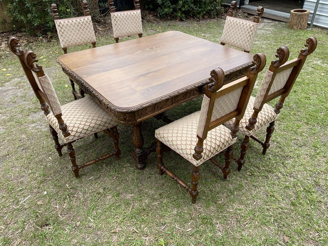 Antique Ornate Dining Room Table With 6 Chairs And 2 Leafs