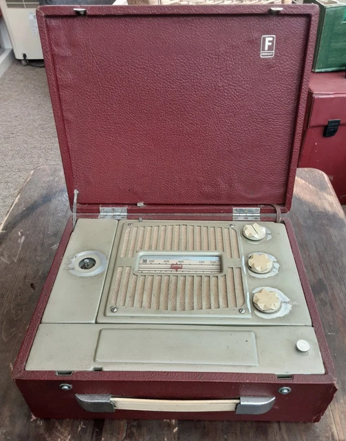 VINTAGE FERRANTI 925 Portable Valve Radio - Attache Case Picnic Radio ...