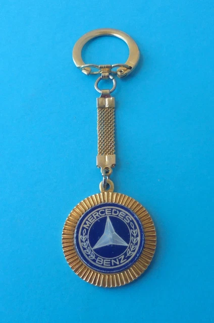 MERCEDES BENZ very nice old and rare metal keychain * German car