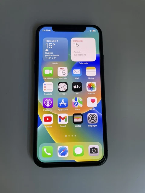 Apple iPhone X - 64 Go - Gris Sidéral (Désimlocké)