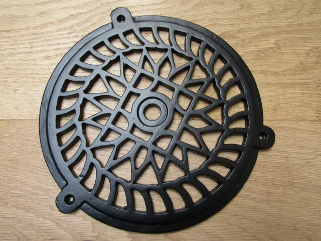 Traditional Round Victorian Vintage Cast Iron Air Vent Air Brick Grille Cover