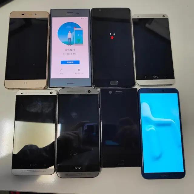 Job Lot of 8 Android Phones * For Parts Only