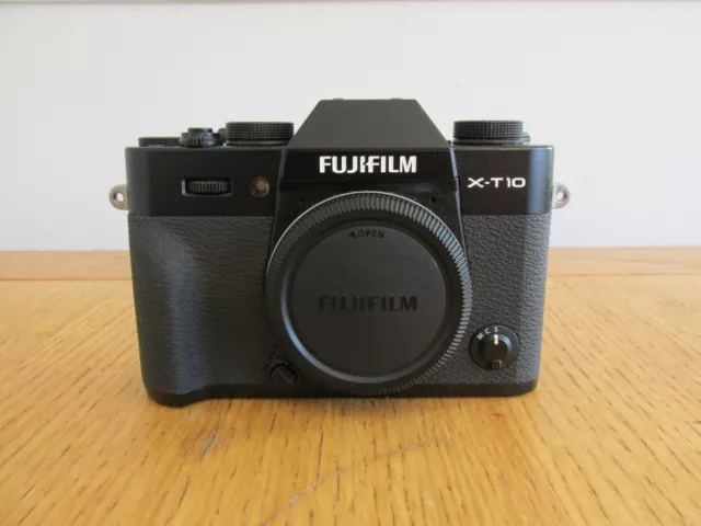 Fujifilm X-T10 16.3MP Digital Mirrorless Camera (Boxed) - Black