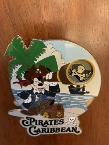 Disney DLR Pirates of the Caribbean Mickey Mouse with Spyglass Jumbo Pin