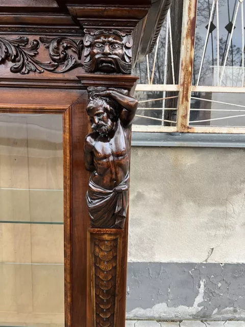 tolle Historismus Gründerzeit 3 seitige Vitrine mit Figuren Nussbaum Top 2