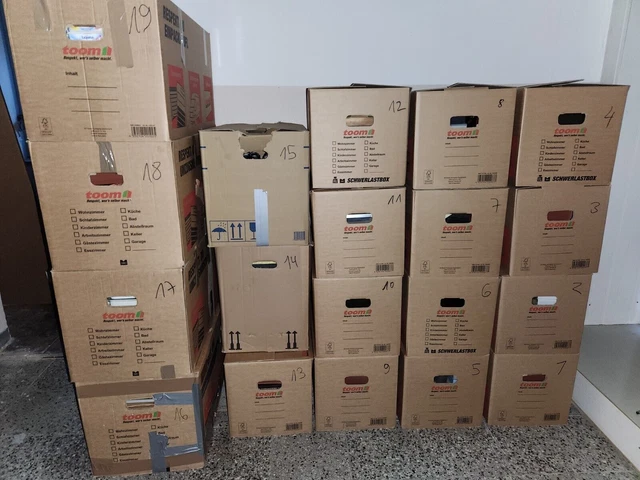 Liquidazione stock di elettrotecnica - 647 kg - 28 scatole - Laboratorio...