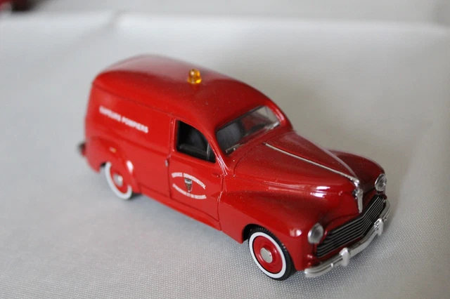 Solido BBY 1/43 - Peugeot 203 Fourgonnette Martini