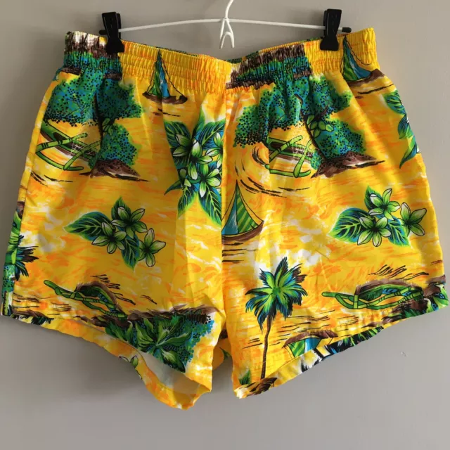 Vintage 60s ROYAL HAWAIIAN FLORAL SWIM TRUNKS Swimsuit Hawaii/Tiki/Aloha 70s XL