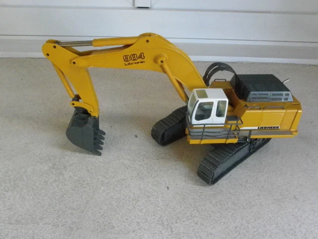 CONRAD 2109/14 LIEBHERR LTC 1045 -3.1  CHL  (UK) HORS COMMERCE MINT