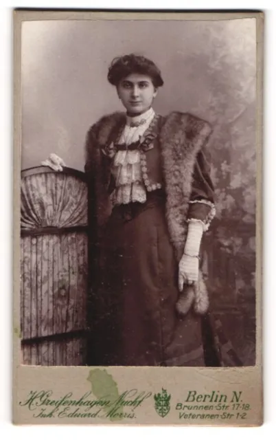 Photography H. Greifenhagen Nachf., Berlin, young woman in dress with fur scarf