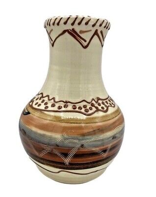 Sonja Templeton Southwest Art Pottery Signed 10" Vase Beige Brown Terra Cotta 92