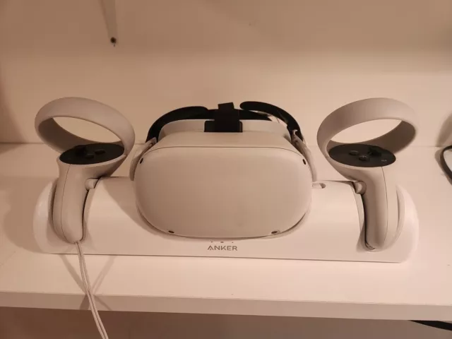 oculus quest 2 256gb used with controllers