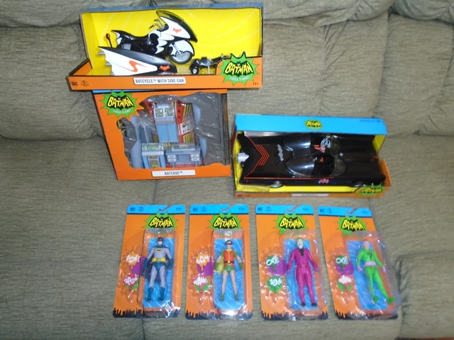 MCFARLANE BATMAN 1966 BATMAN/ROBIN/JOKER/RIDDLER/BATMOBILE/BATCYCLE