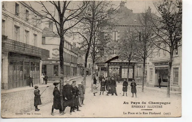 EPERNAY - Marne - CPA 51 - Rues et Places - la rue et place Flodoard Imprimerie