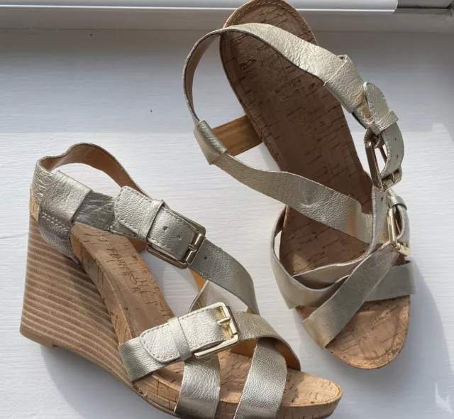 Franco Sarto Leather Gold Metallic Wedge Heel Sandals Size 7.5 M Strappy Hallie