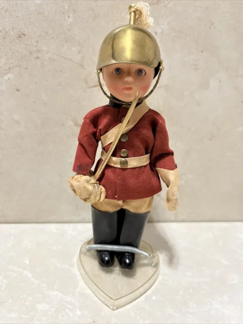 Vintage Queen's Guard Sleepy Eye Doll London England Souvenir Soldier 7 inches