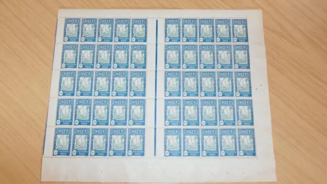 AG594b: Sheet of 50 French Colony Stamps 1930/40s - 10c - Niger - Francaise