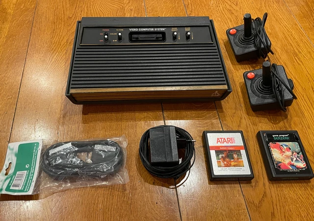 Valise Atari VCS 2600 de démonstration - Amiga France